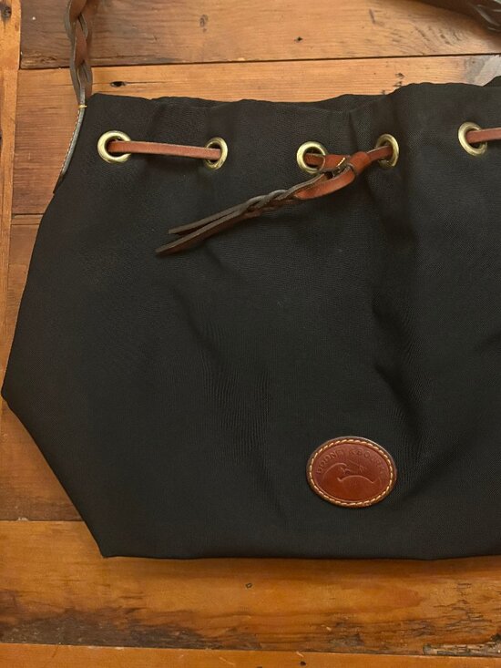 DOONEY & BOURKE BLACK NYLON, LEATHER DRAWSTRING TOP BAG, PURSE, LIKE NEW - Picture 8 of 13